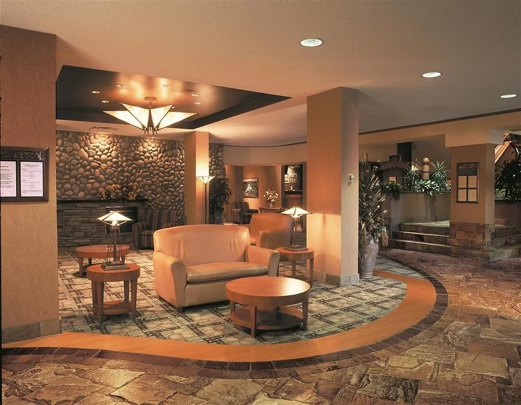 Coast Edmonton Plaza Hotel By Apa