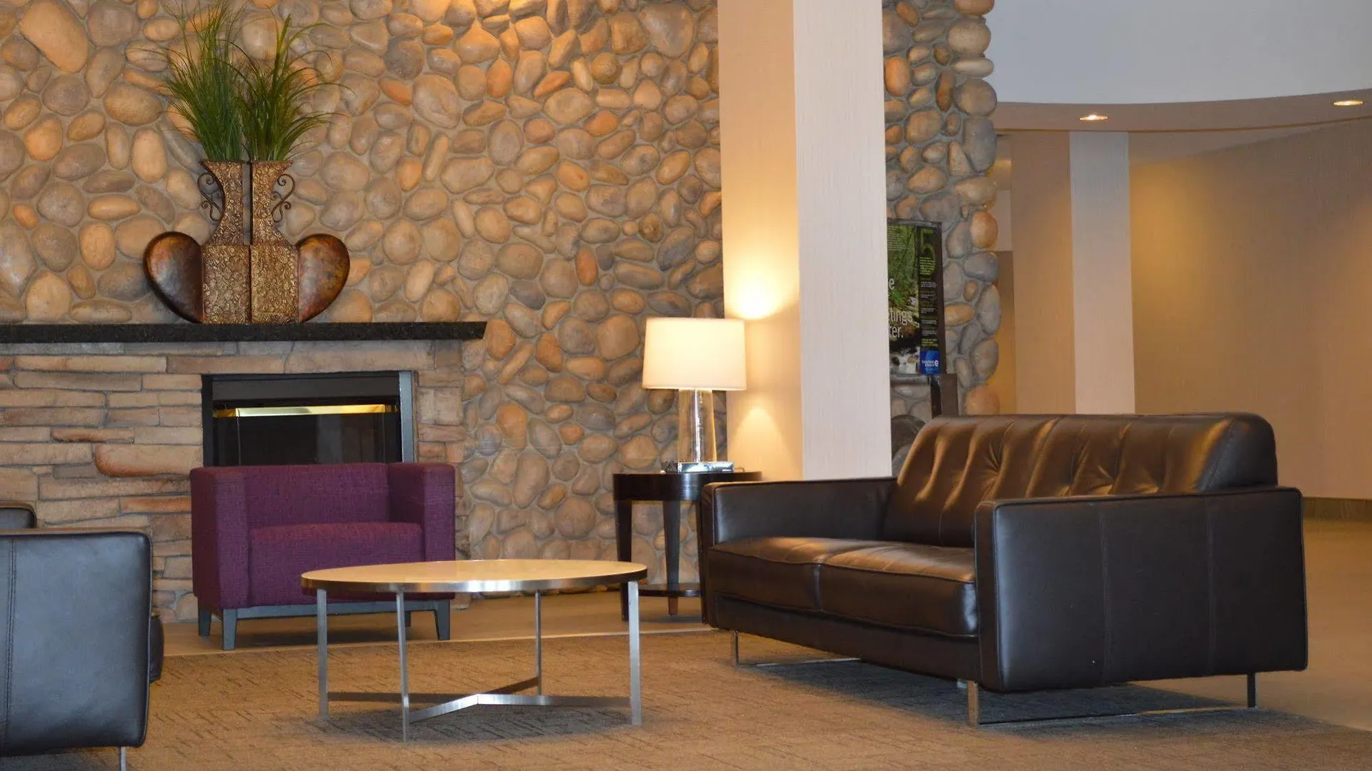 Coast Edmonton Plaza Hotel By Apa