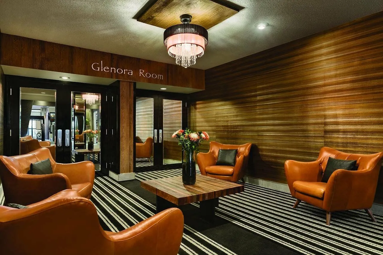 Coast Edmonton Plaza Hotel By Apa